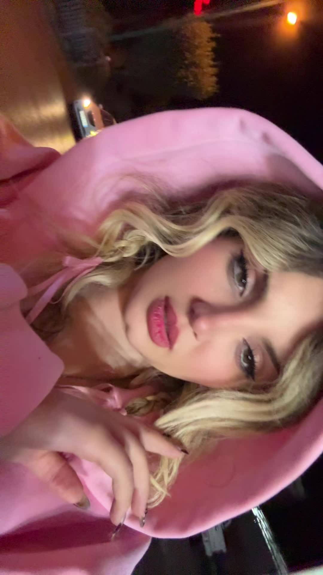 @Anahitaque