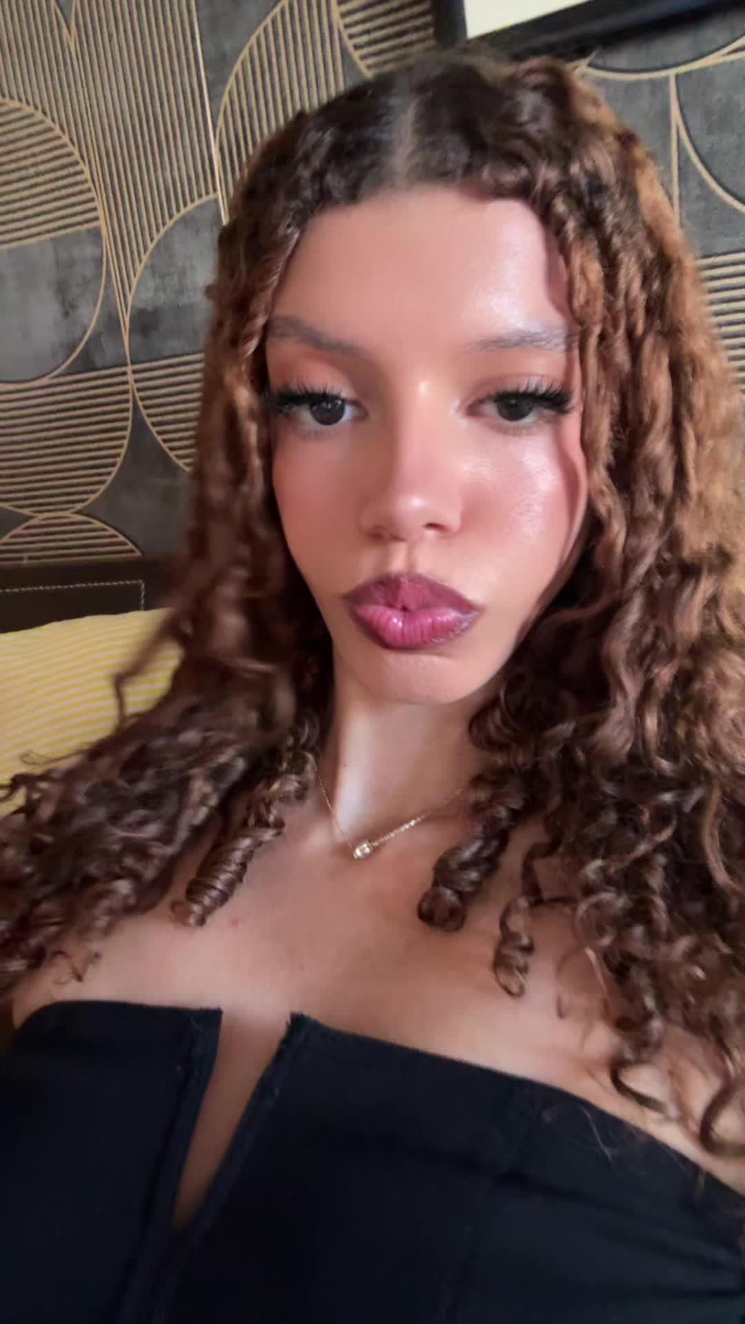 @Irinna