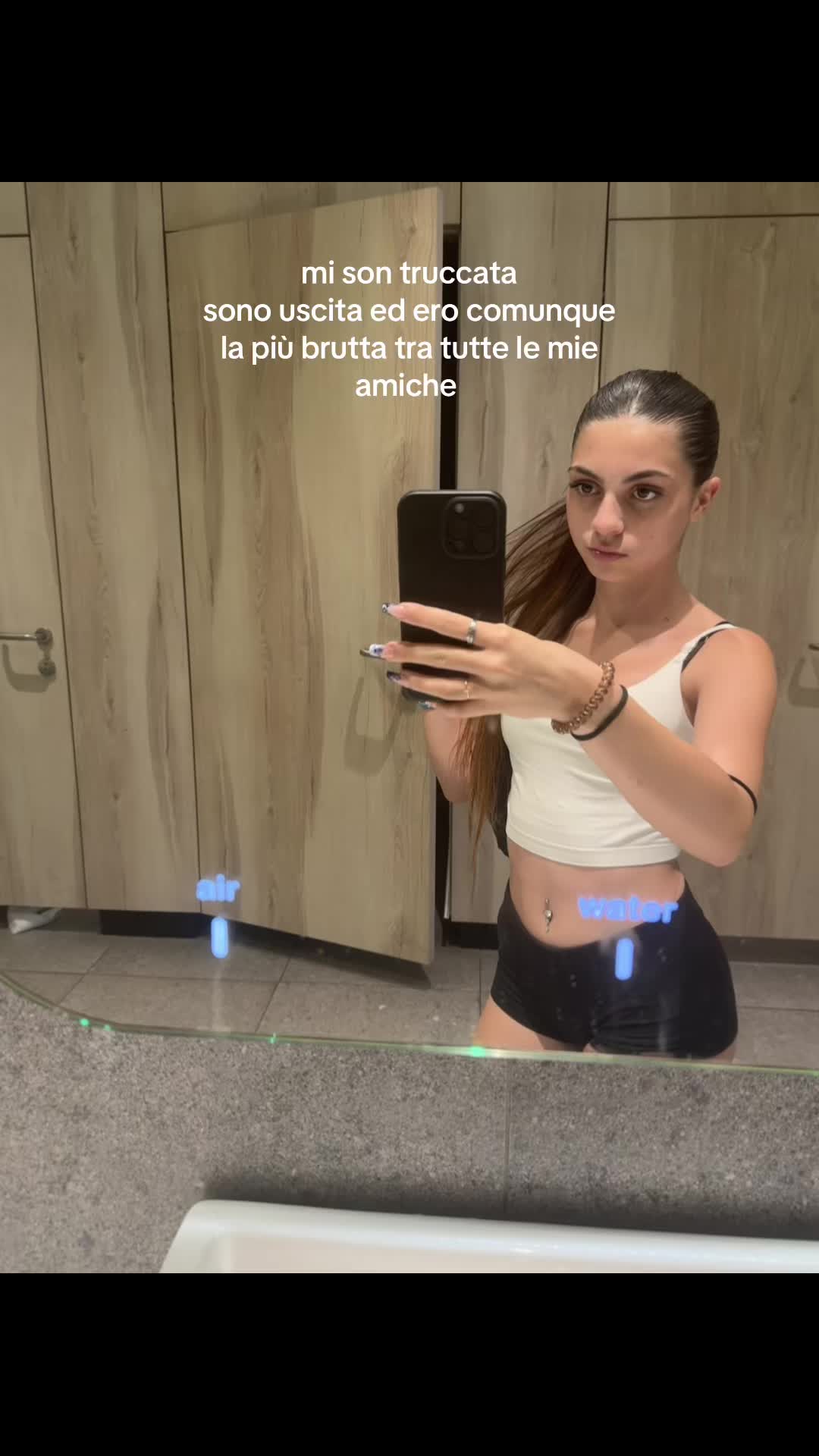 @La_gr3_gret1