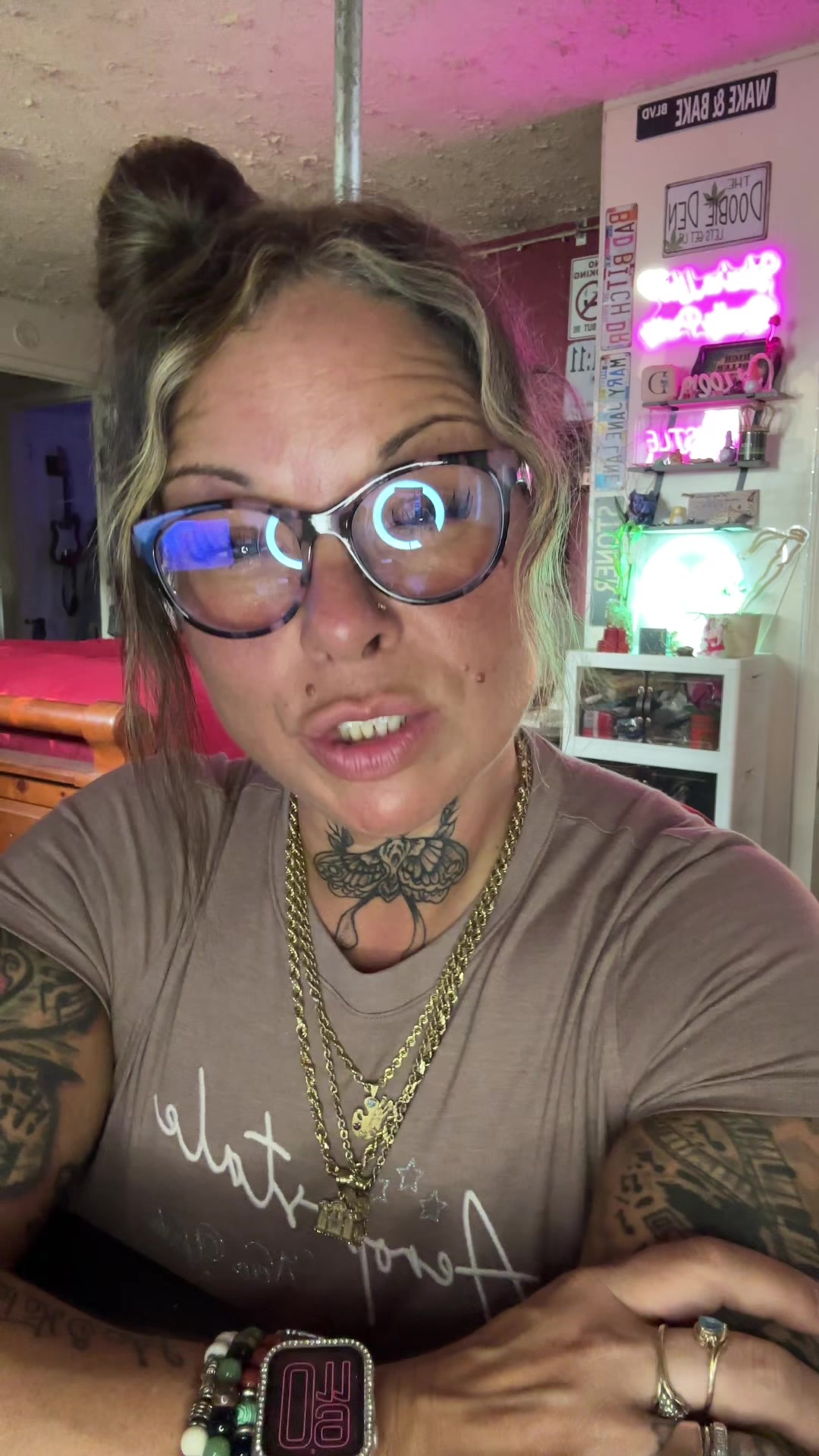 @Tattedstonermom🫧🤞🏼