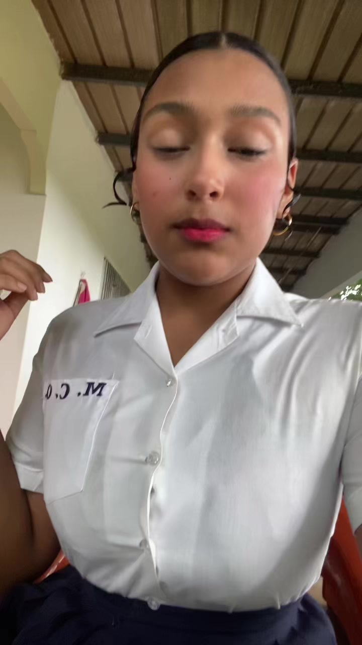 @𑣲