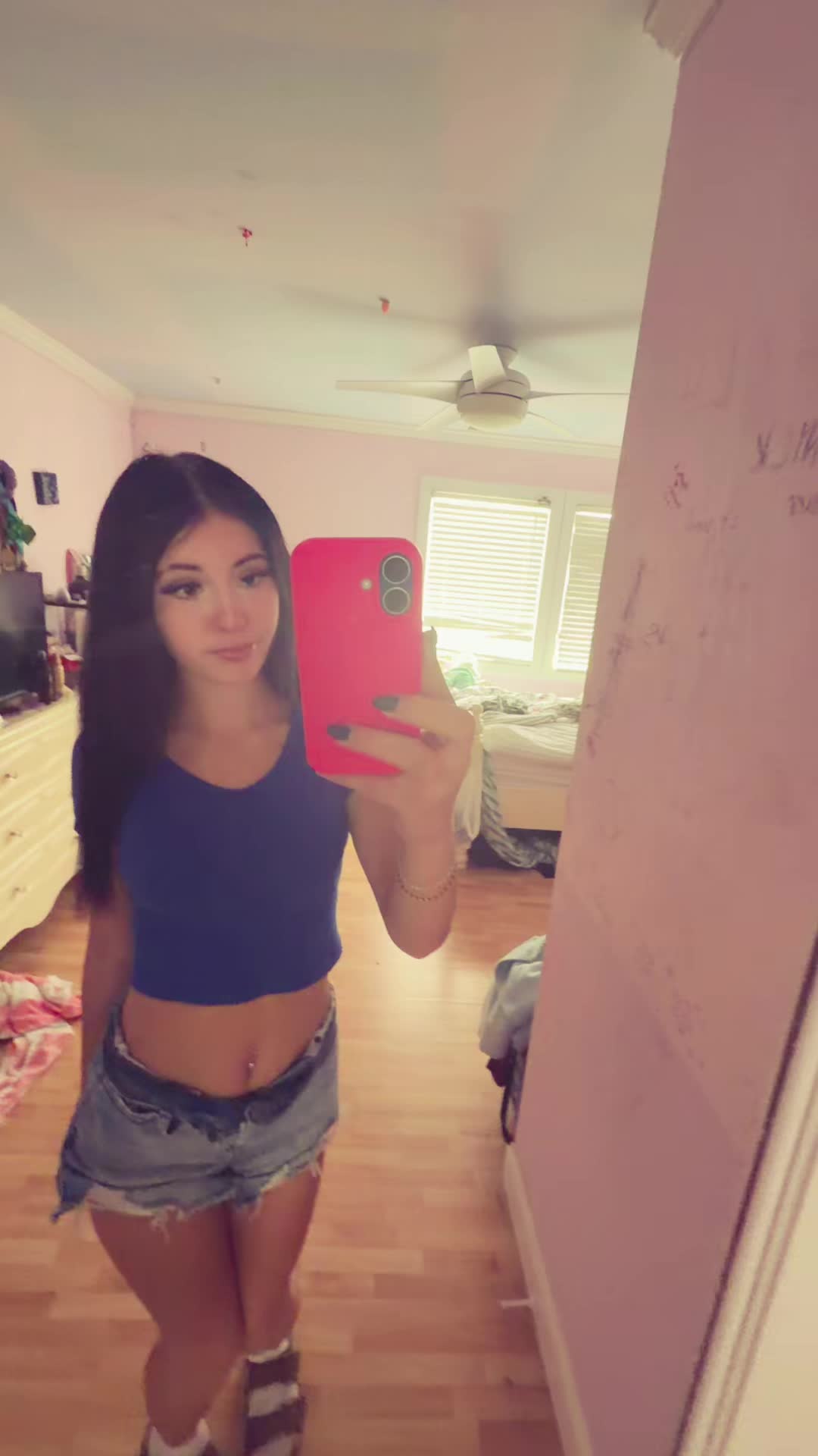 @Nicole💋