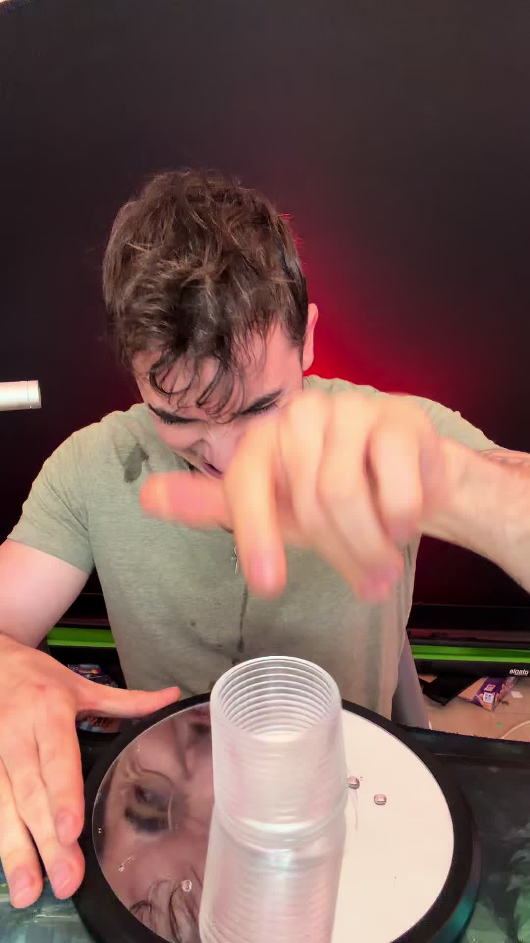 @ASMR TOM RED