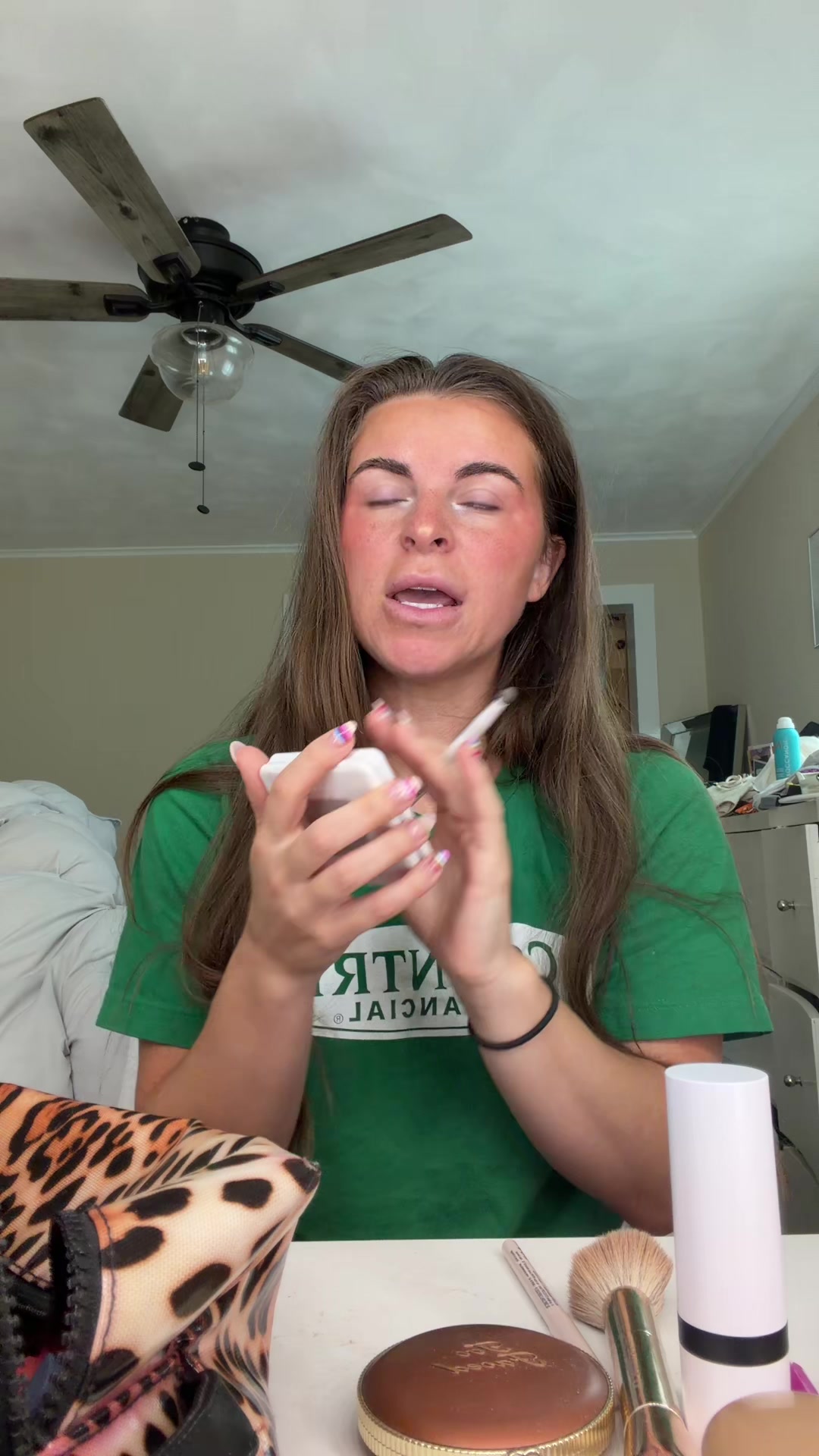 @JosieTayllor