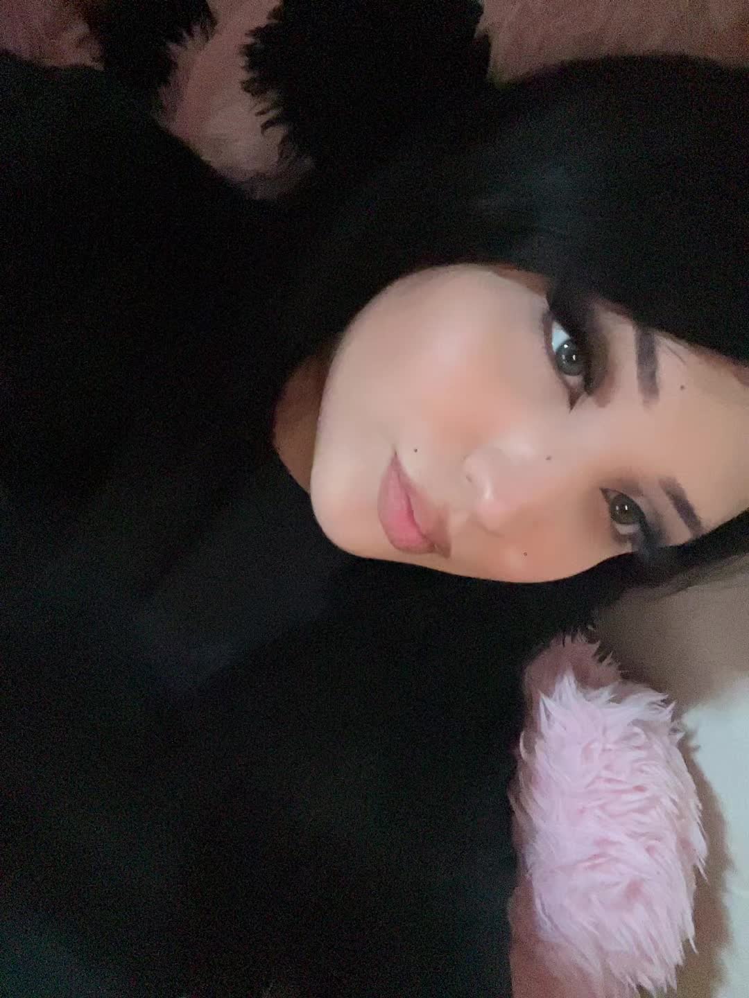 @𝔅𝔩𝔬𝔬𝔡𝔶𝔄𝔫𝔤𝔢𝔩