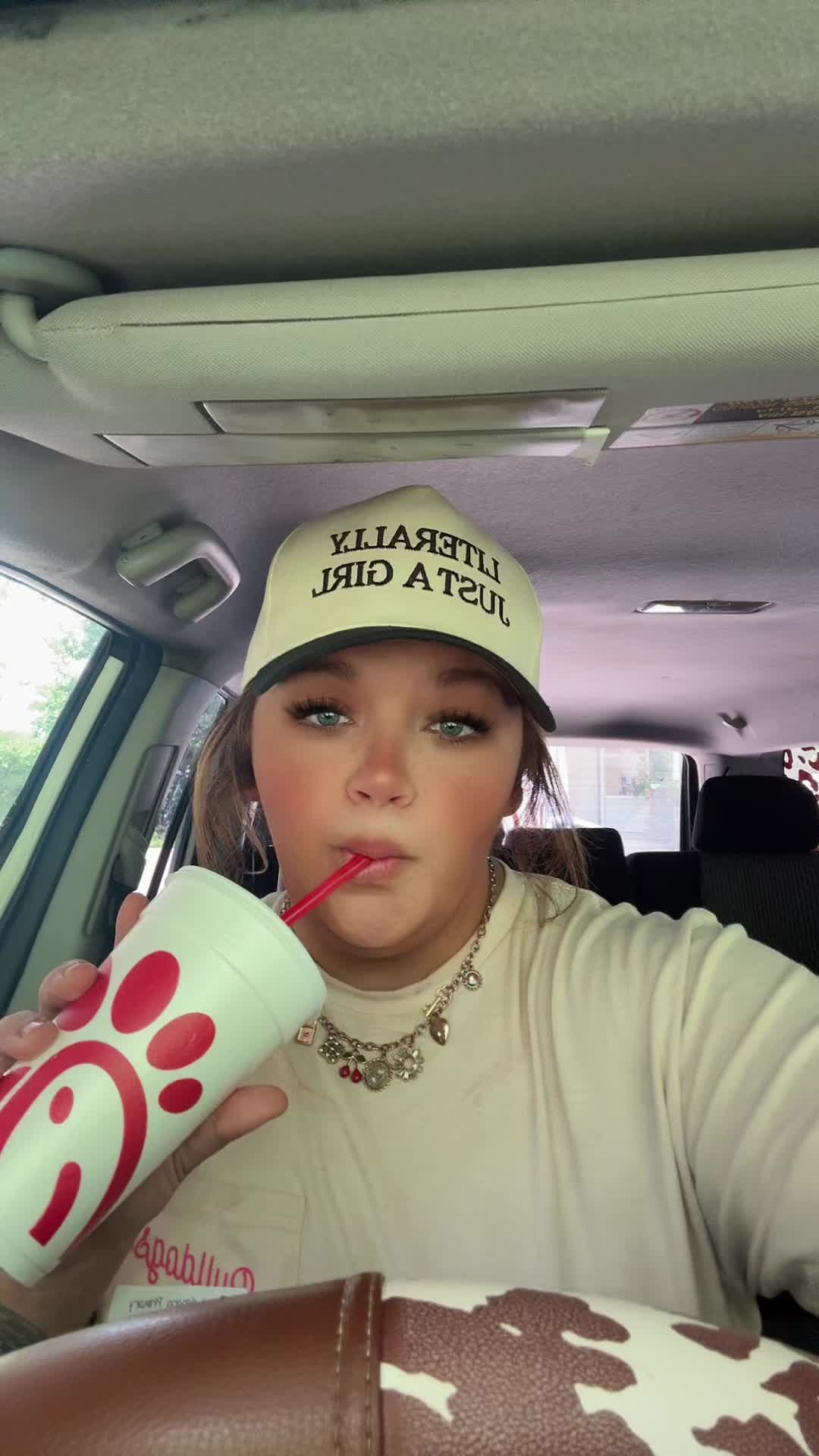 @🍒 TaylorJames 🍒