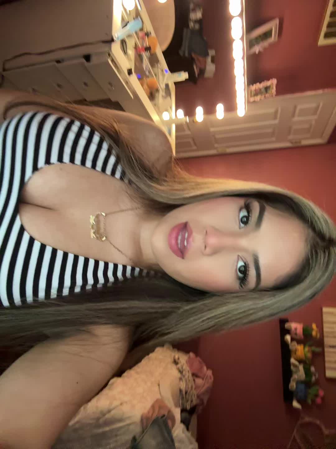 @Yajaira
