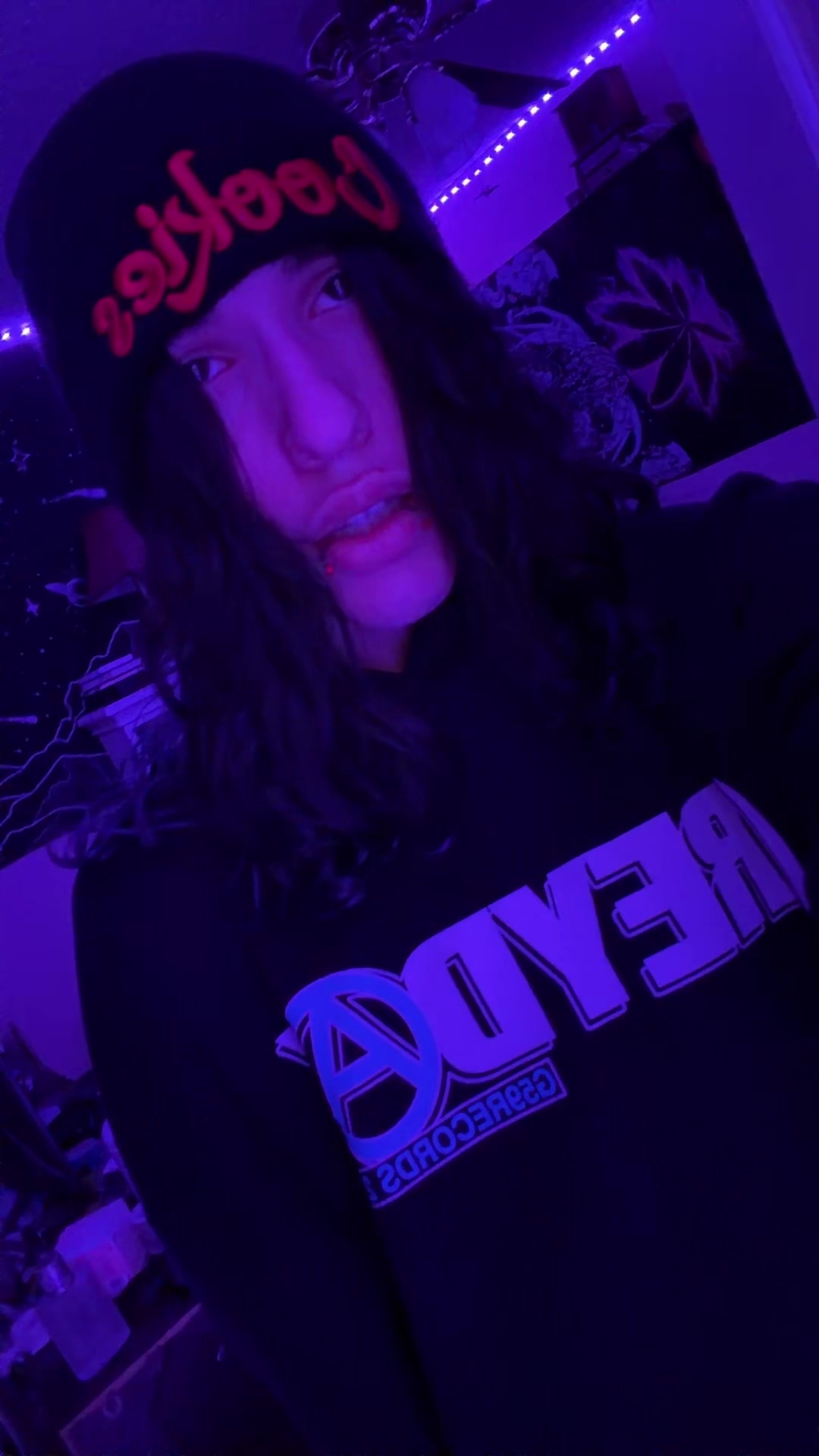 @𝔰𝔶