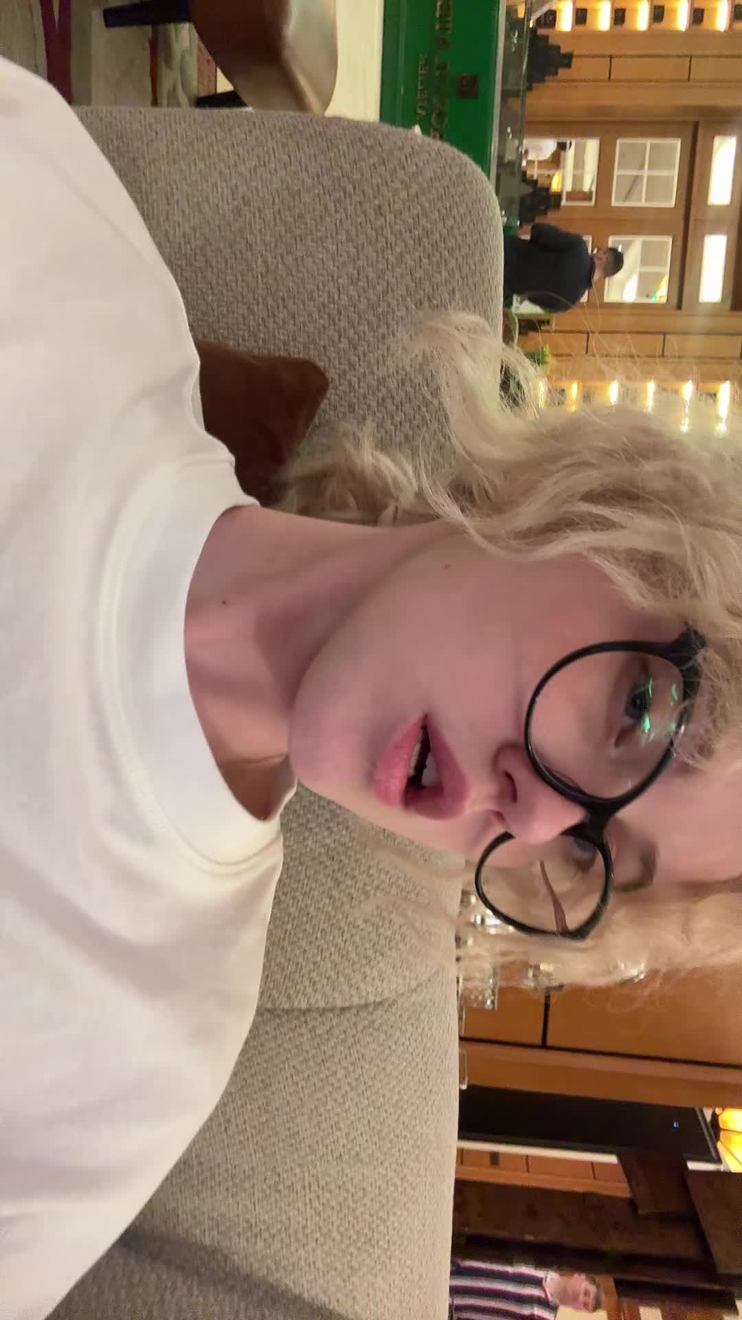 @рия вэсликс <33