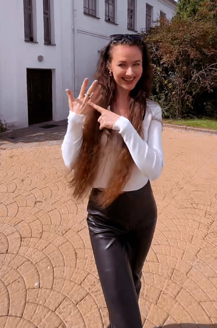@victoriabrilliant