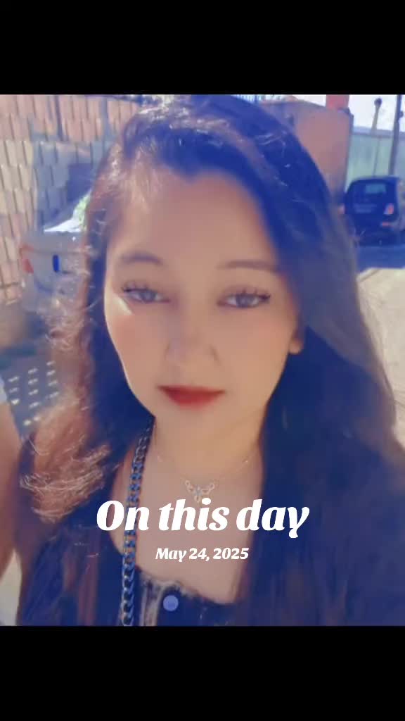 @Luna