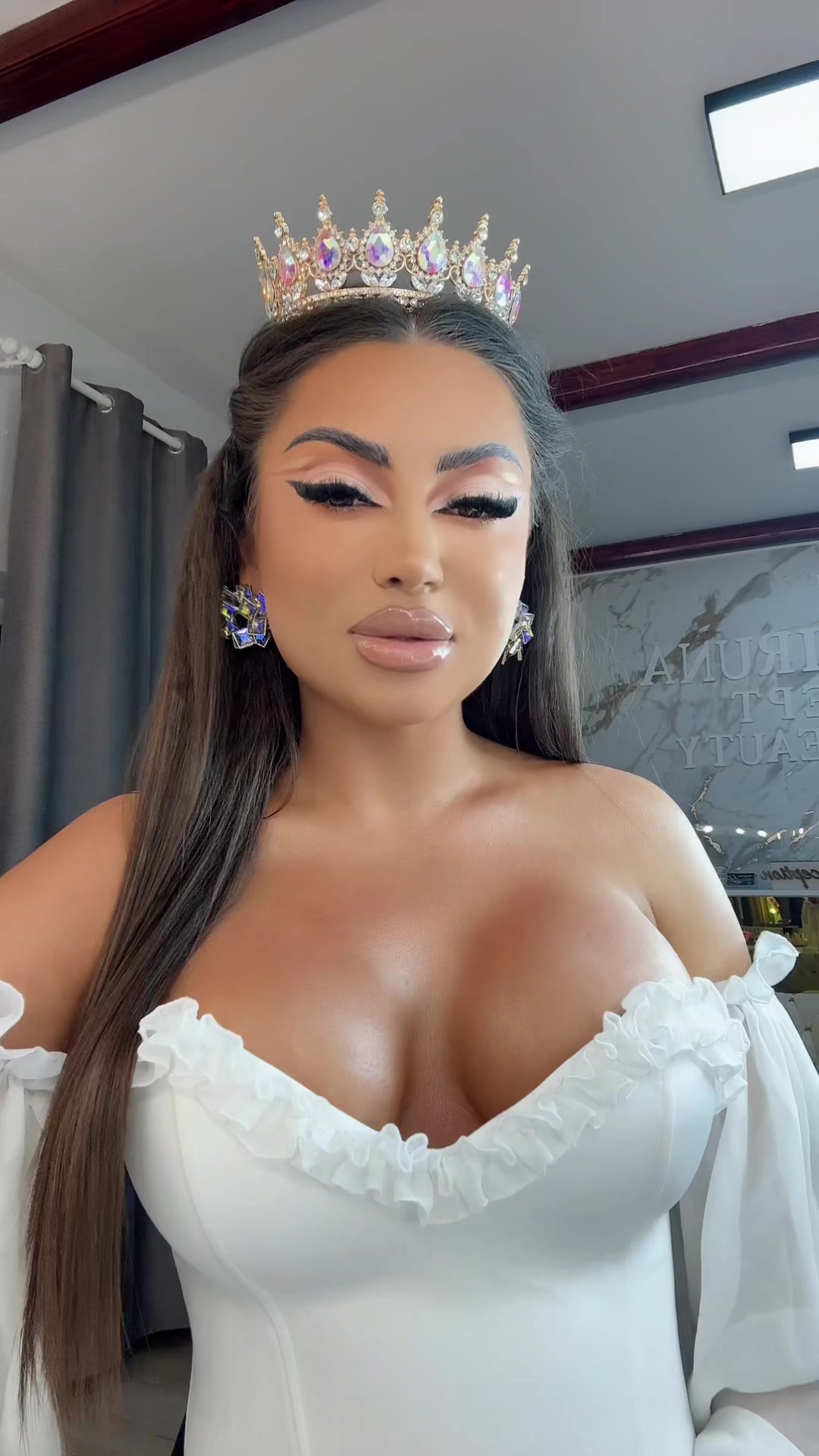 @Andreea.Nives🔮