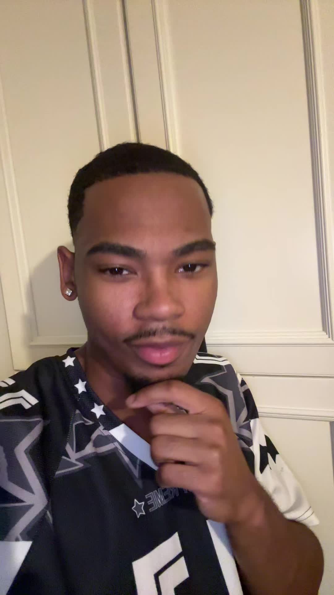 @shelovesjalendior