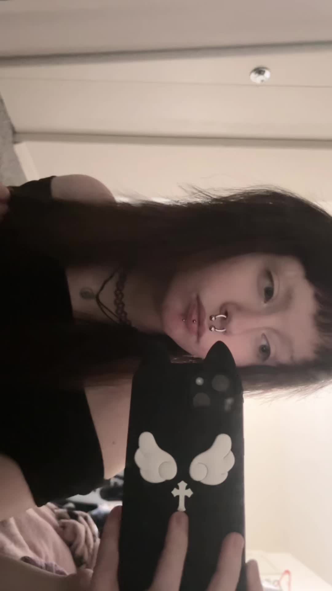 @<3
