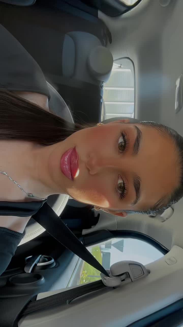 @𝑅𝑜𝑠𝑎 🇮🇹