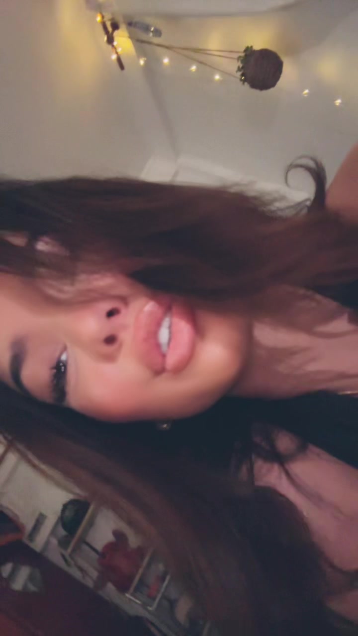 @𝑳𝒂𝒏𝒂🧿