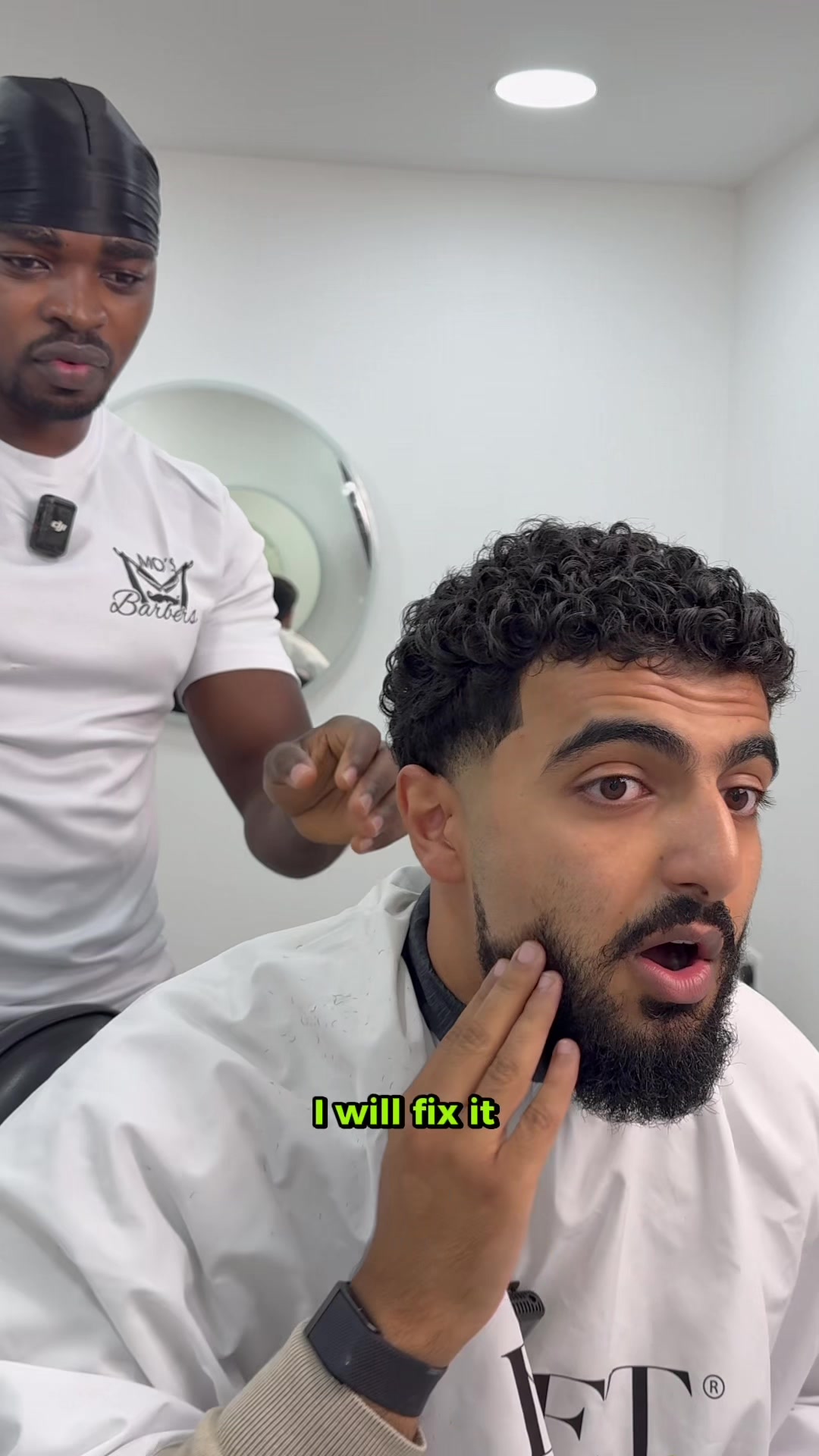 @Mo&rsquo;s Barbers