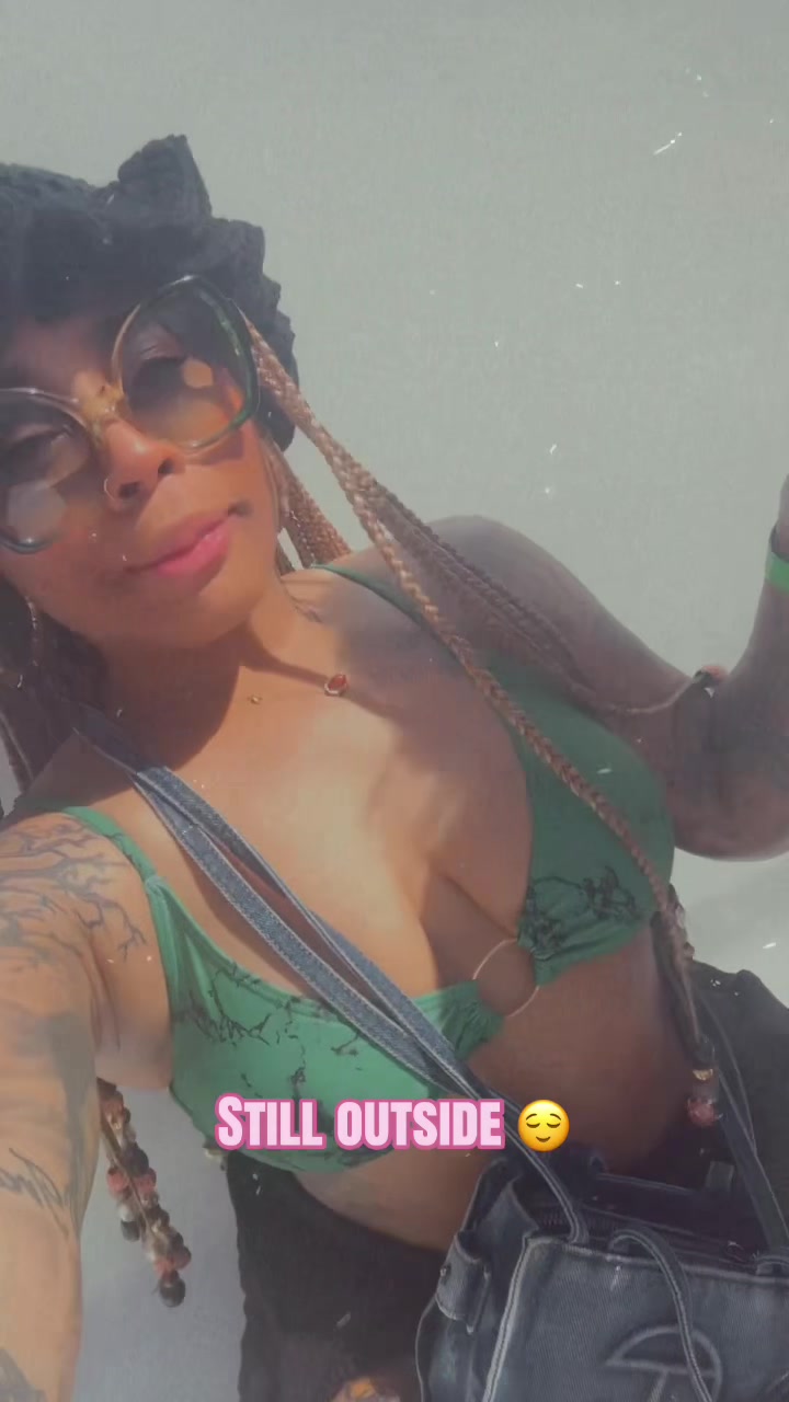 @Trippyliya