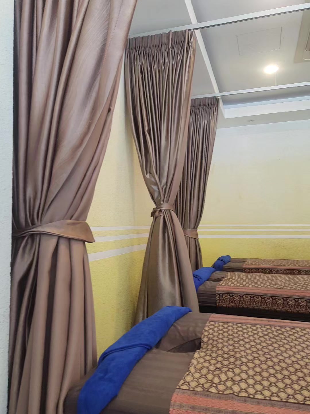 @Delee Massage