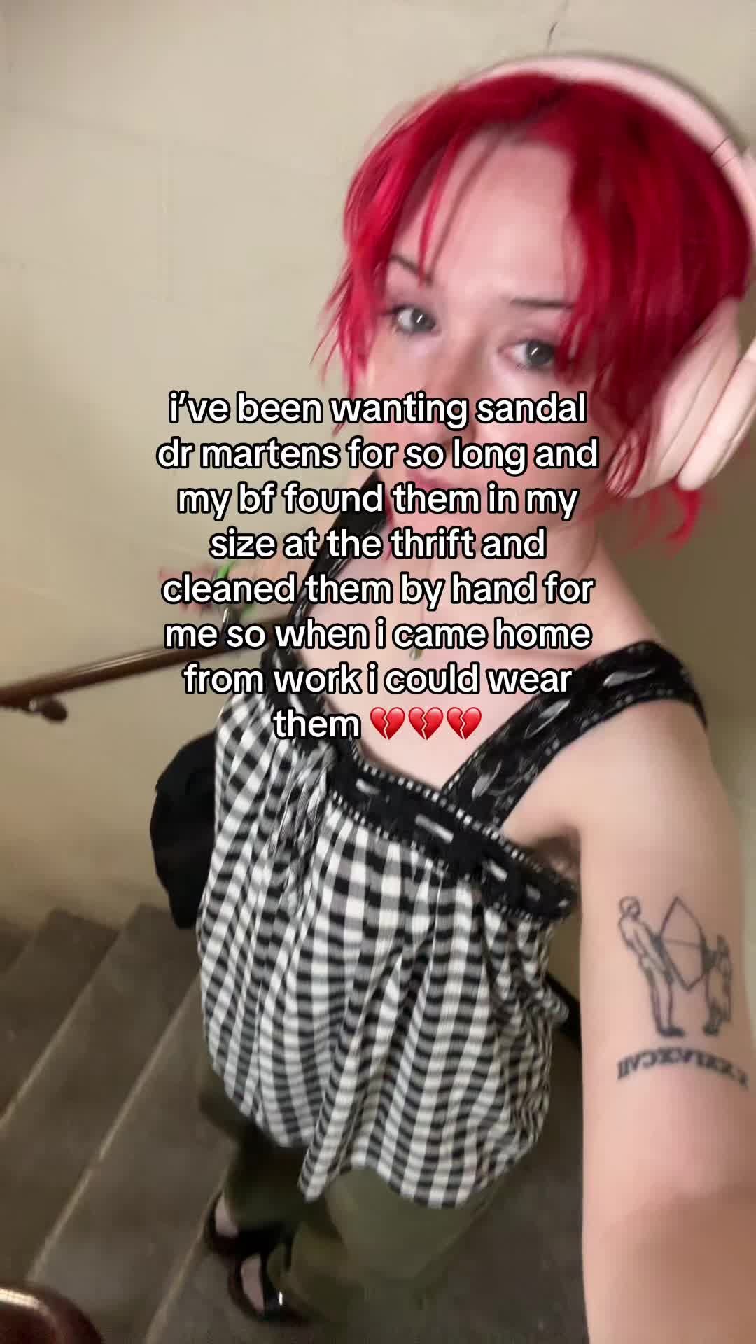 @👇🤠👇