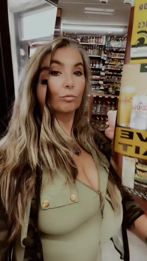 @JulieMarieRiggs