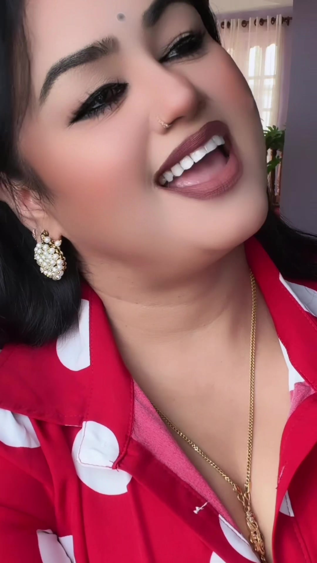 @Radhika😍
