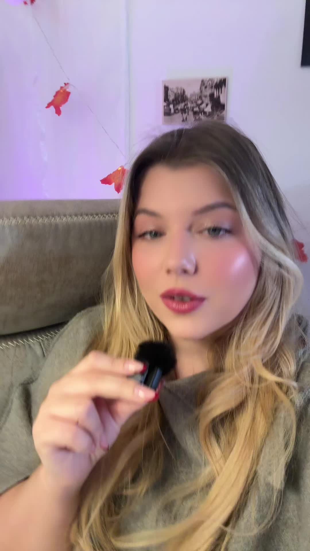 @Jasimi Belle 🦢 | Autorin