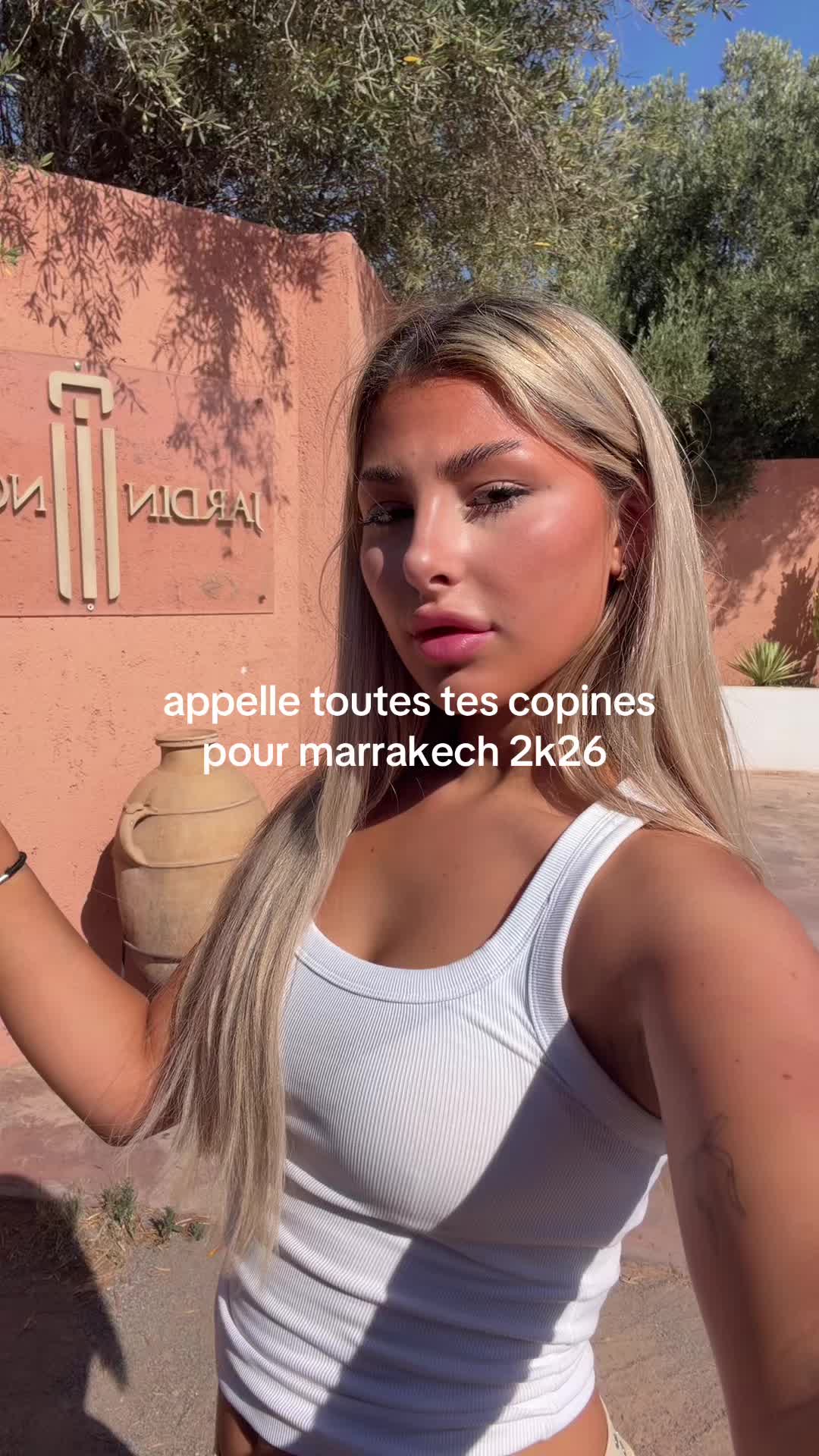 @blondiexbabe