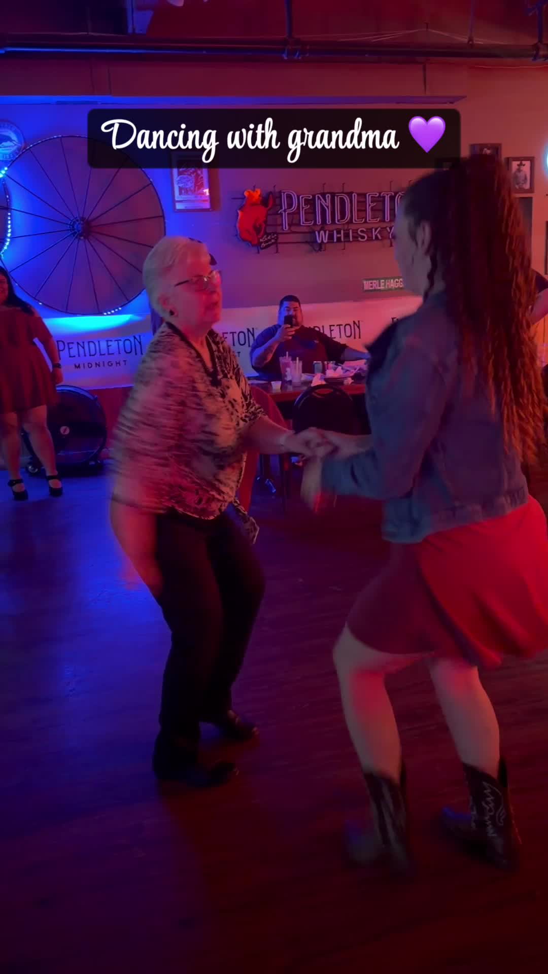 @ashhmachelle