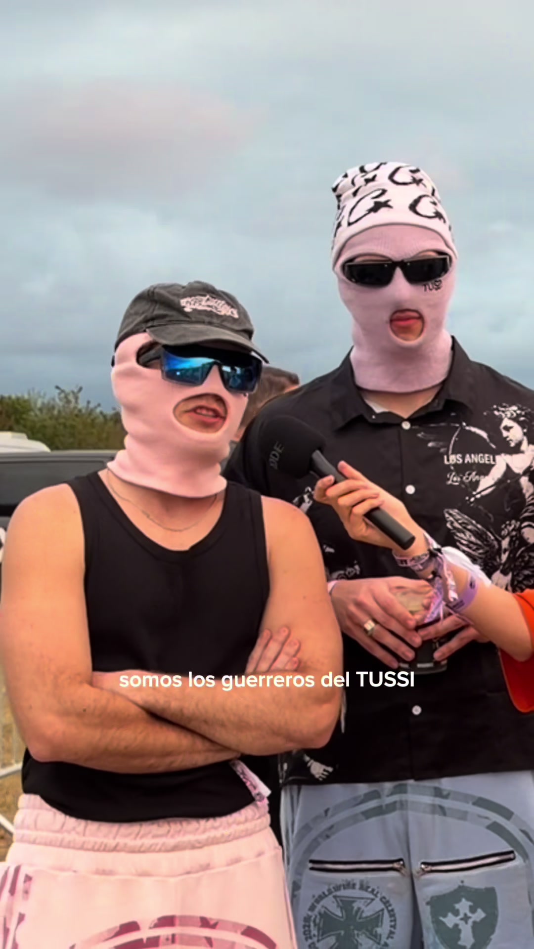 @akasirius_