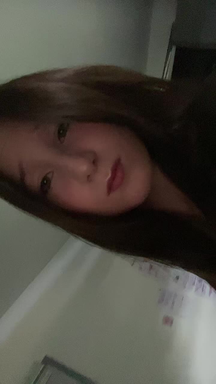 @👩🏽&zwj;❤️&zwj;💋&zwj;👩🏽