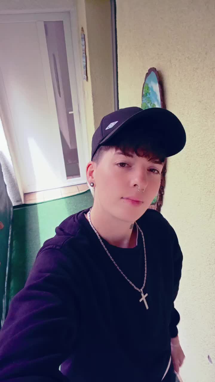 @Kingslowly