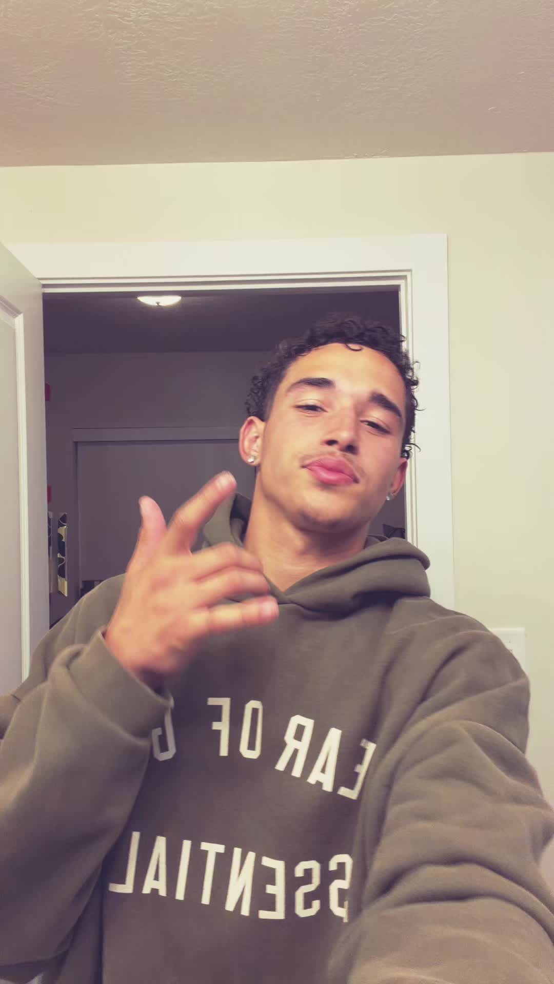 @️trae_