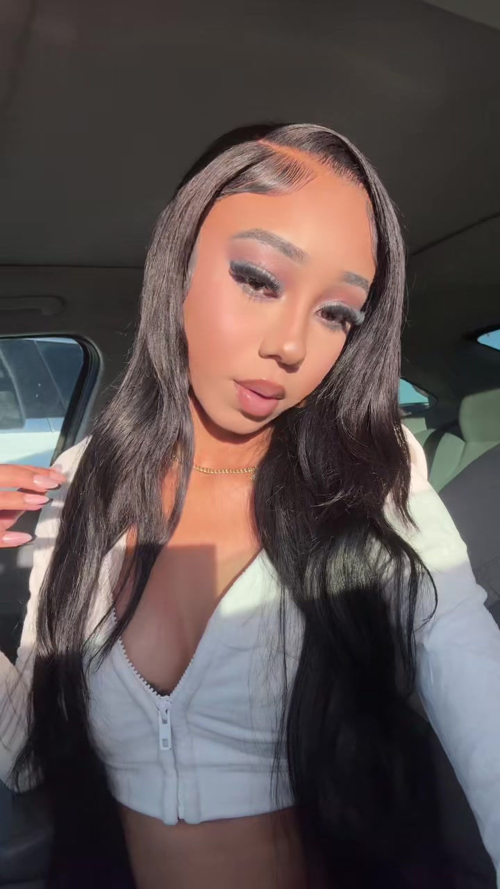 @chaarissmaa
