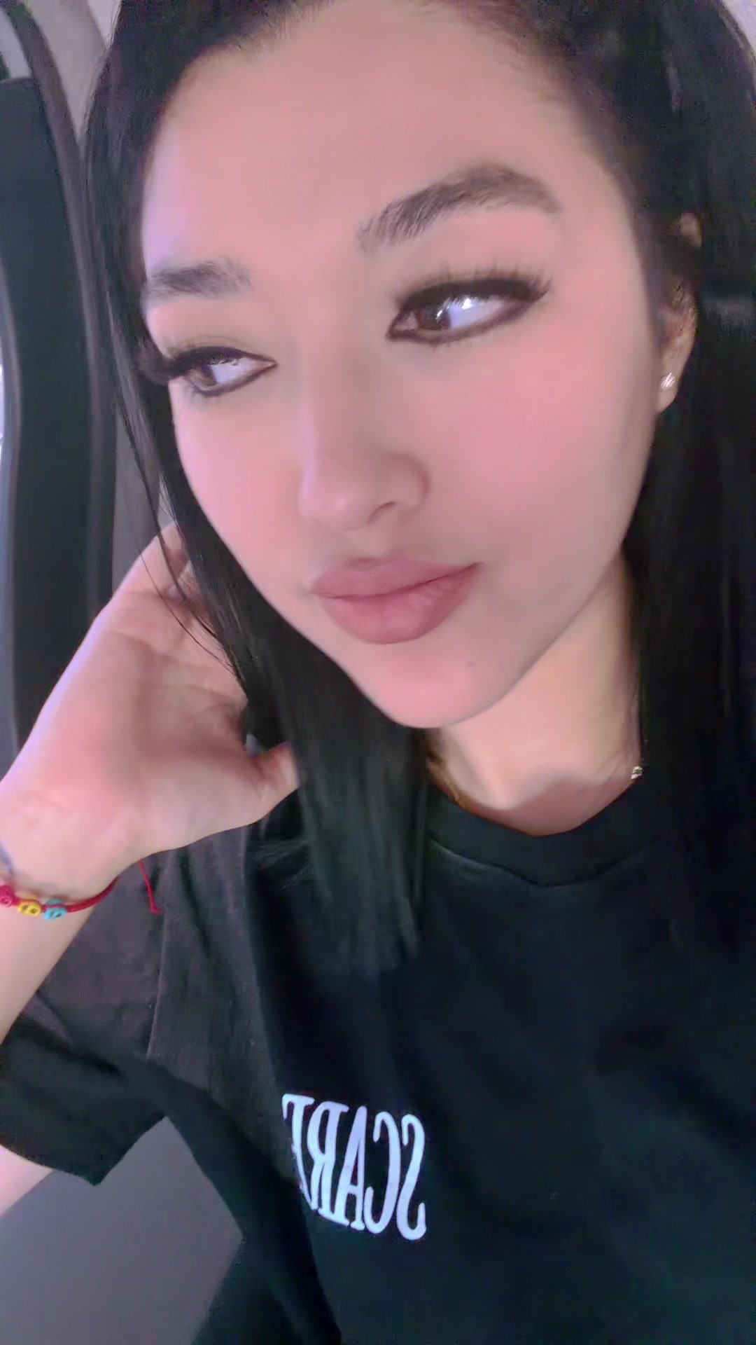 @lizflx_28