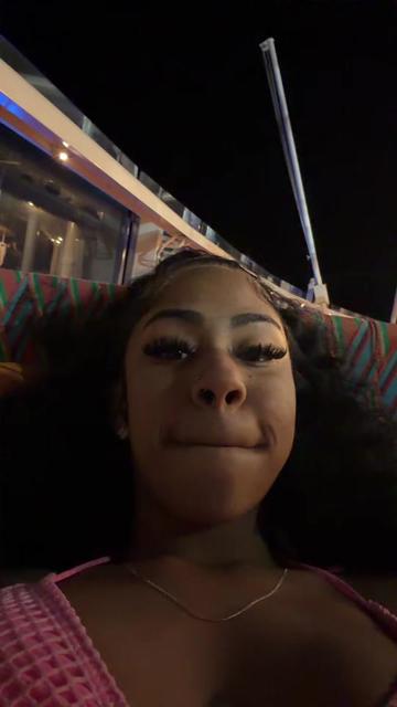@Niahh duhh ๐๐