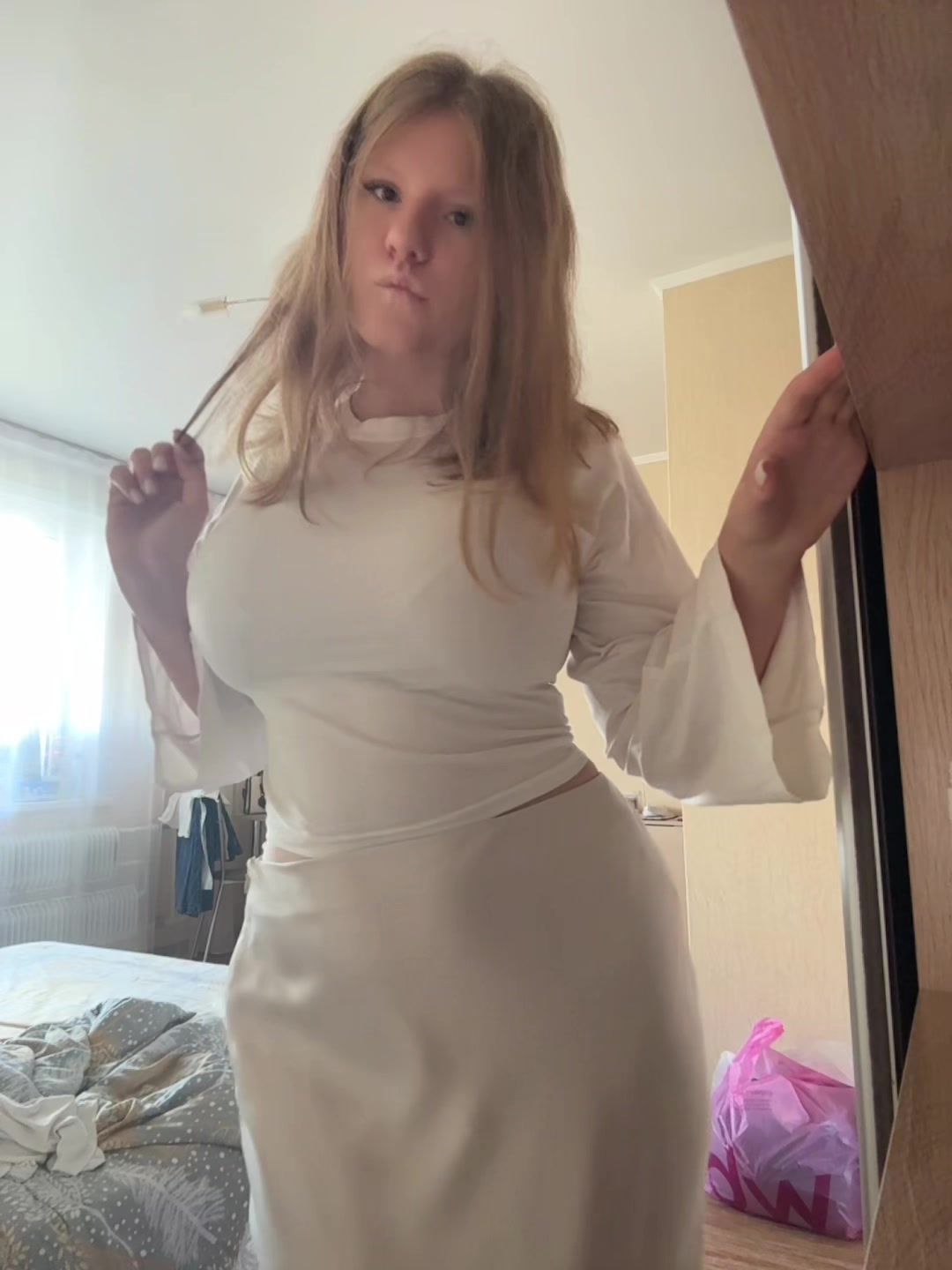 @mamakarina)