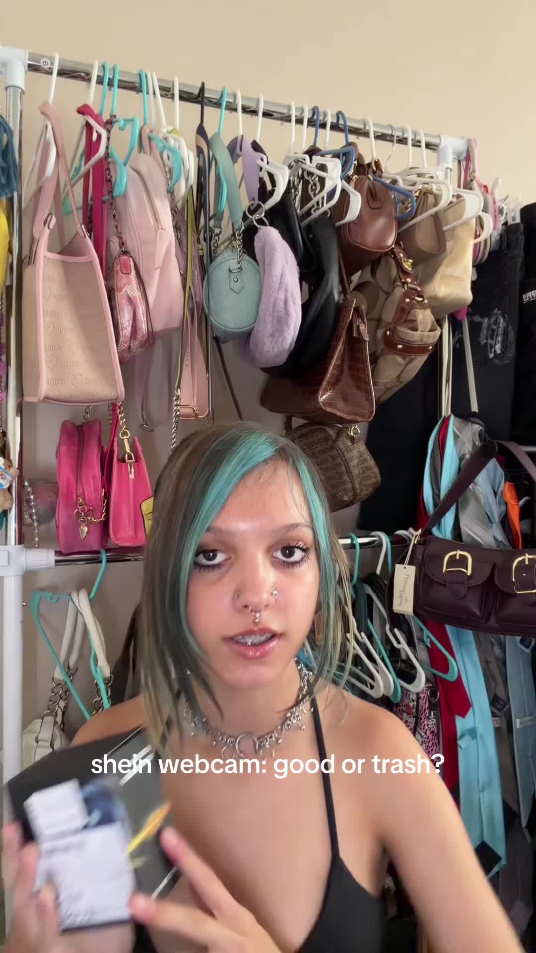 @2sick2kiss