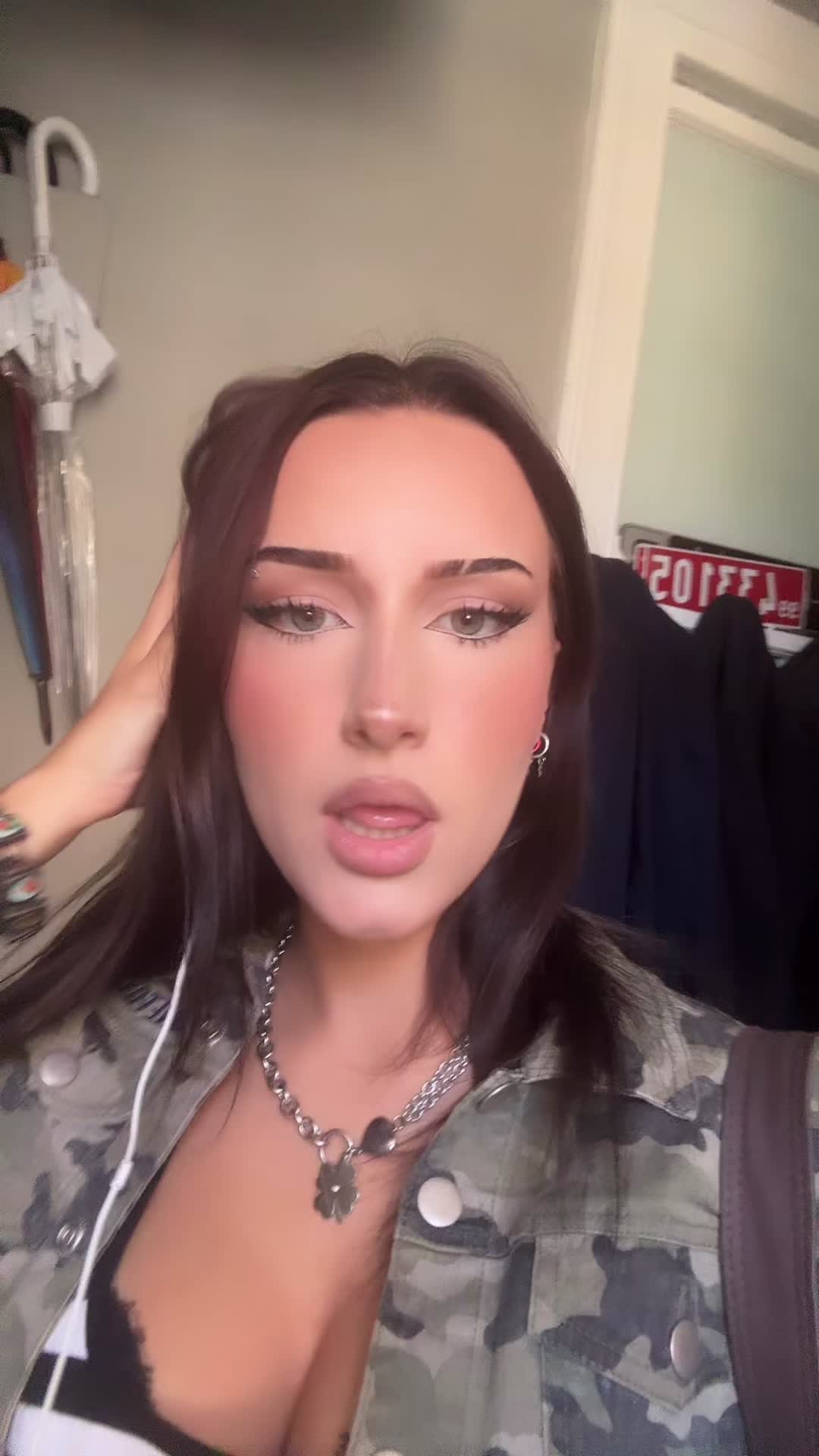 @skettykettyqueen