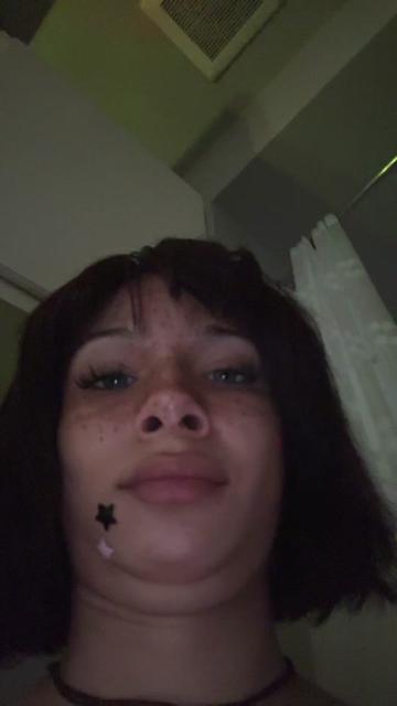 @￼