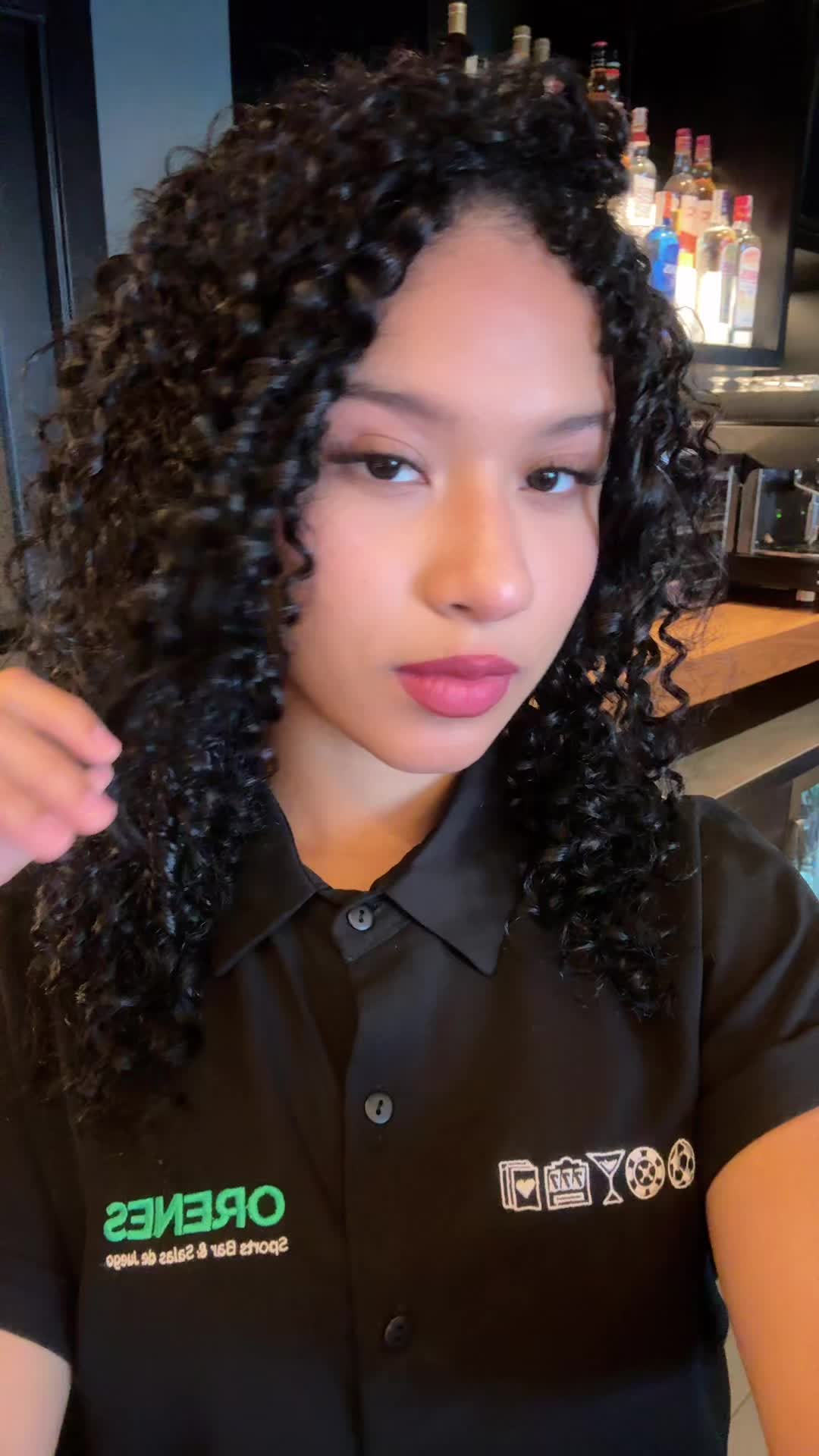 @Zurelys