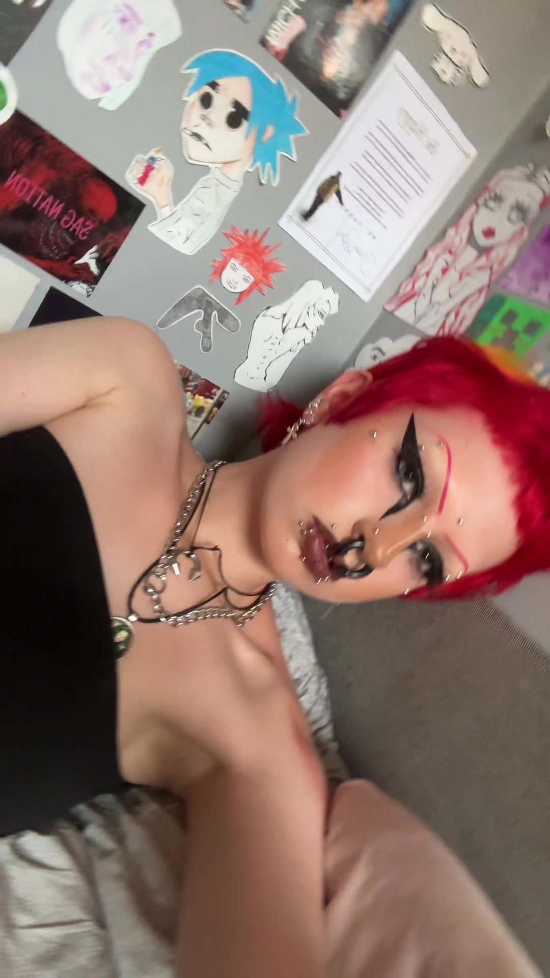 @☢︎
