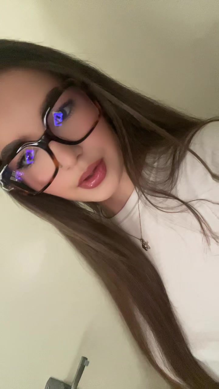 @𝐕✰