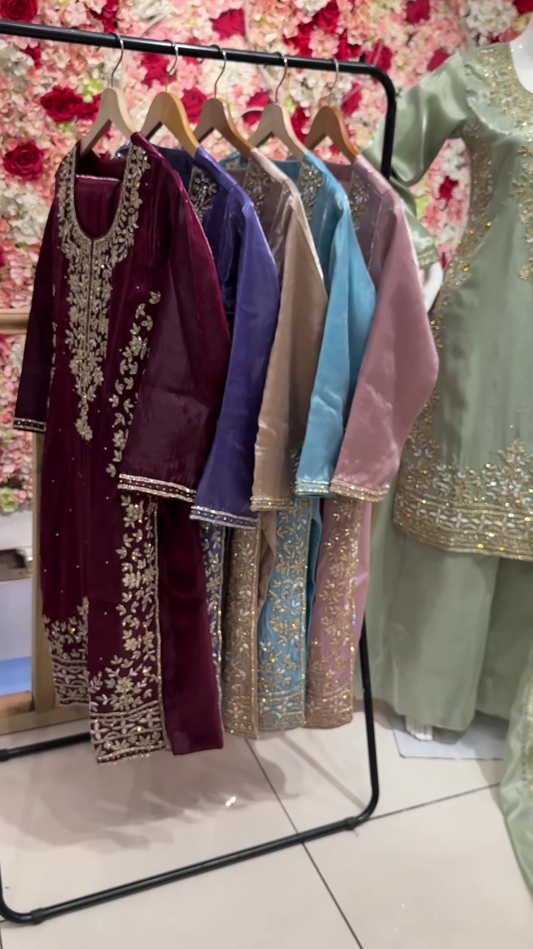 @Zaiba Collection