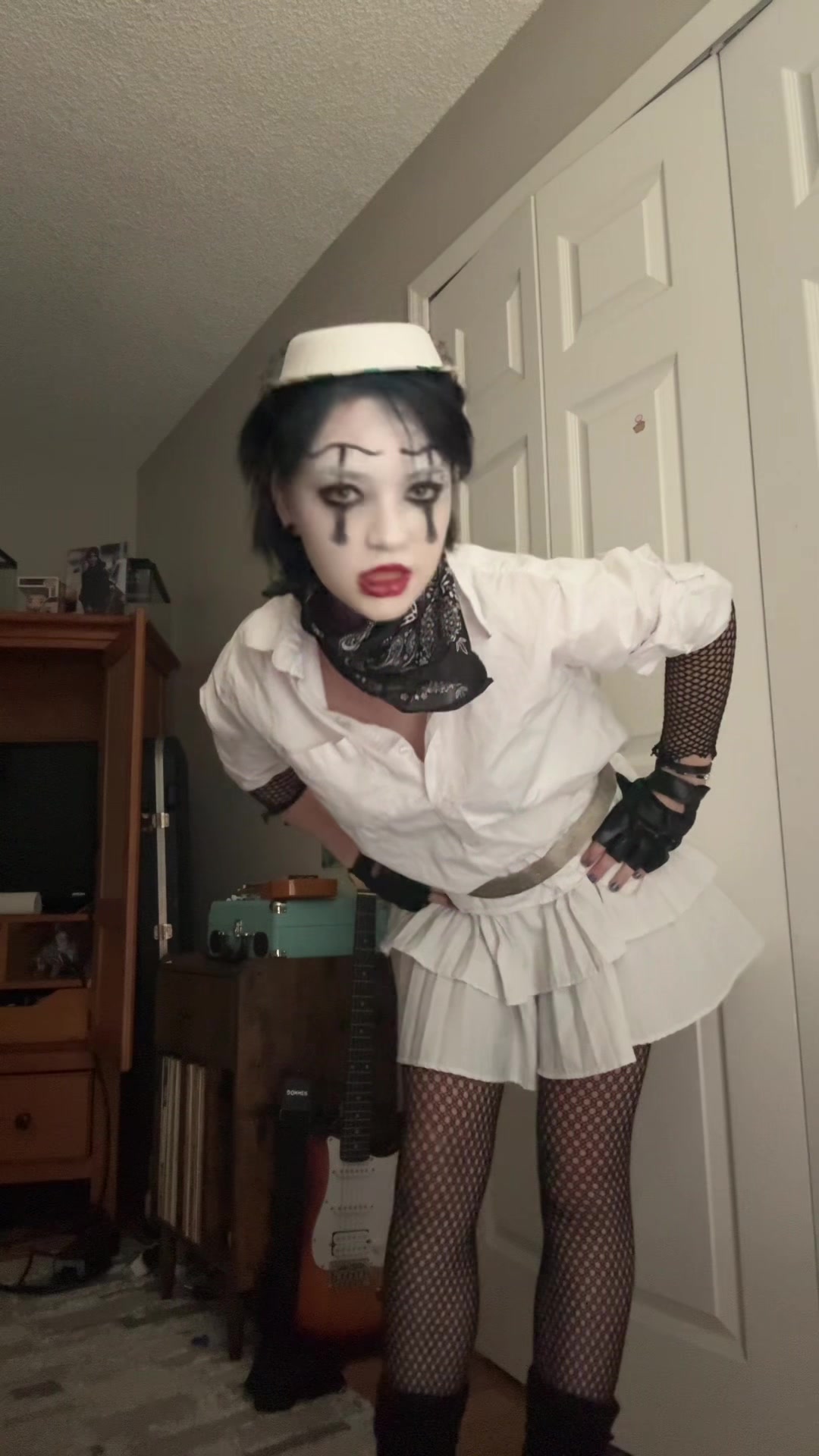 @Nella☠︎︎