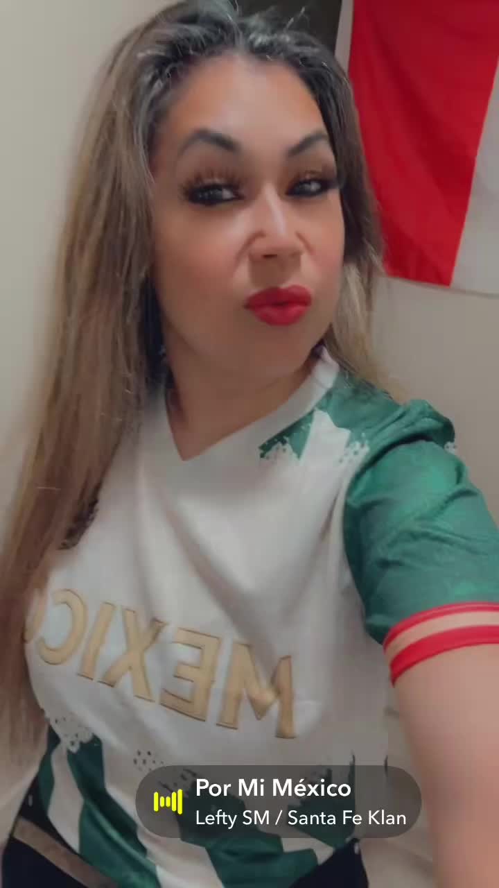 @Blingedbysonia