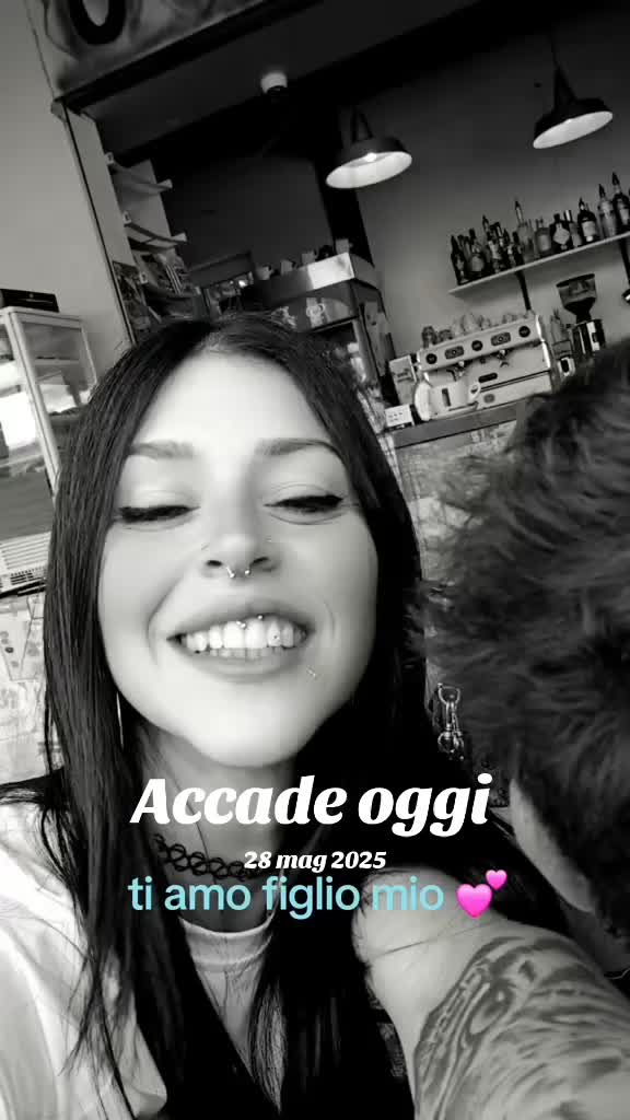 @Jeyy
