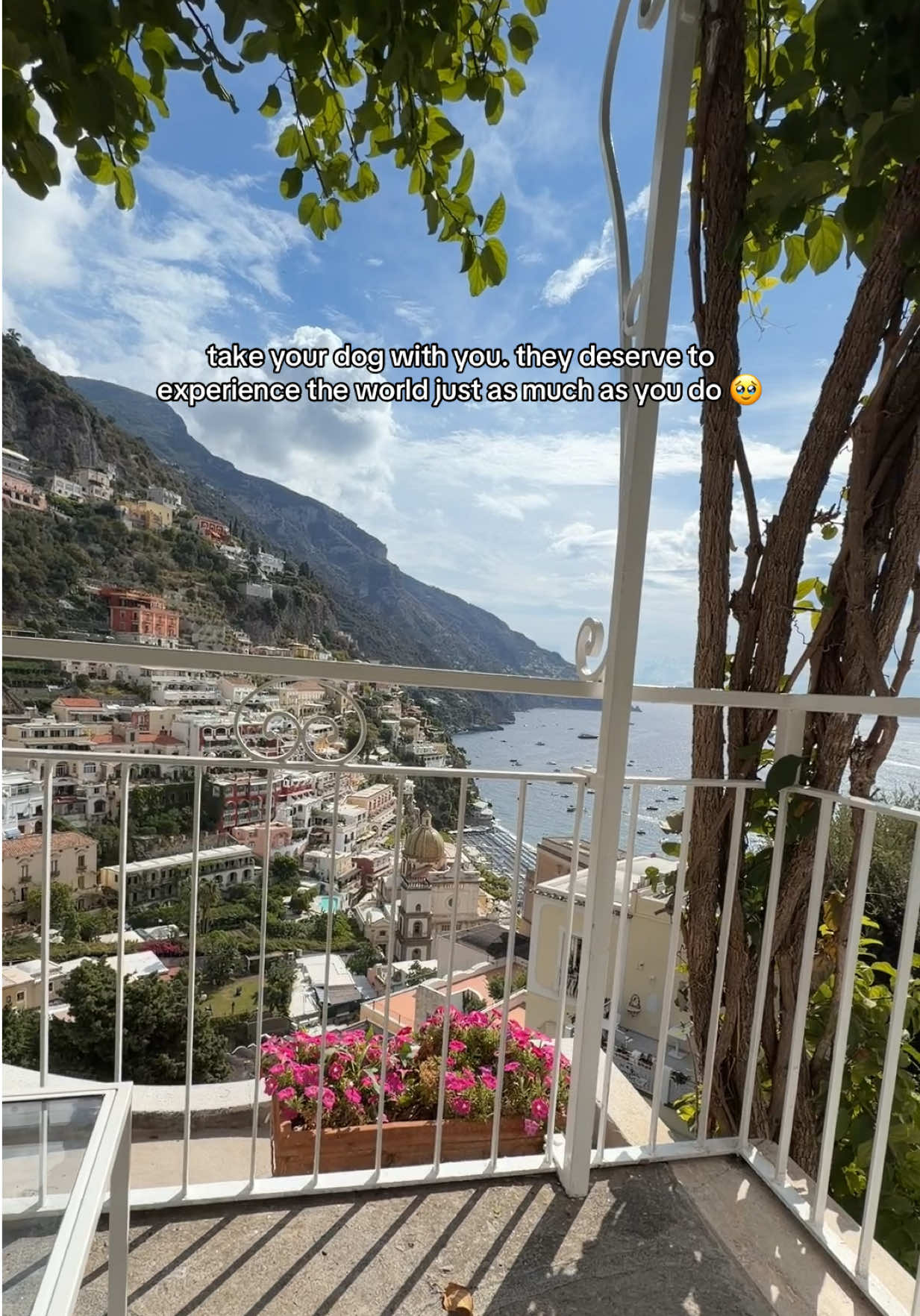 @CHRISTIE • Positano travel