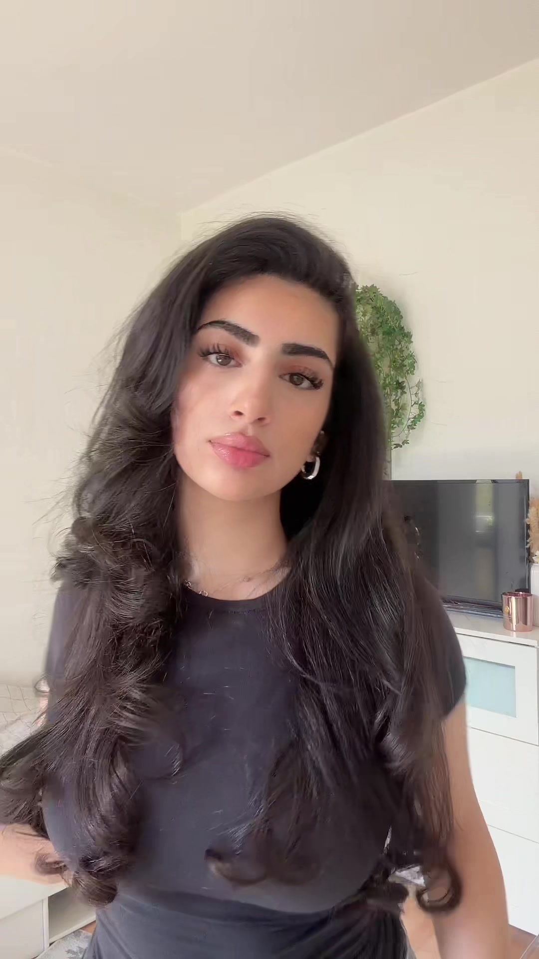 @هستی
