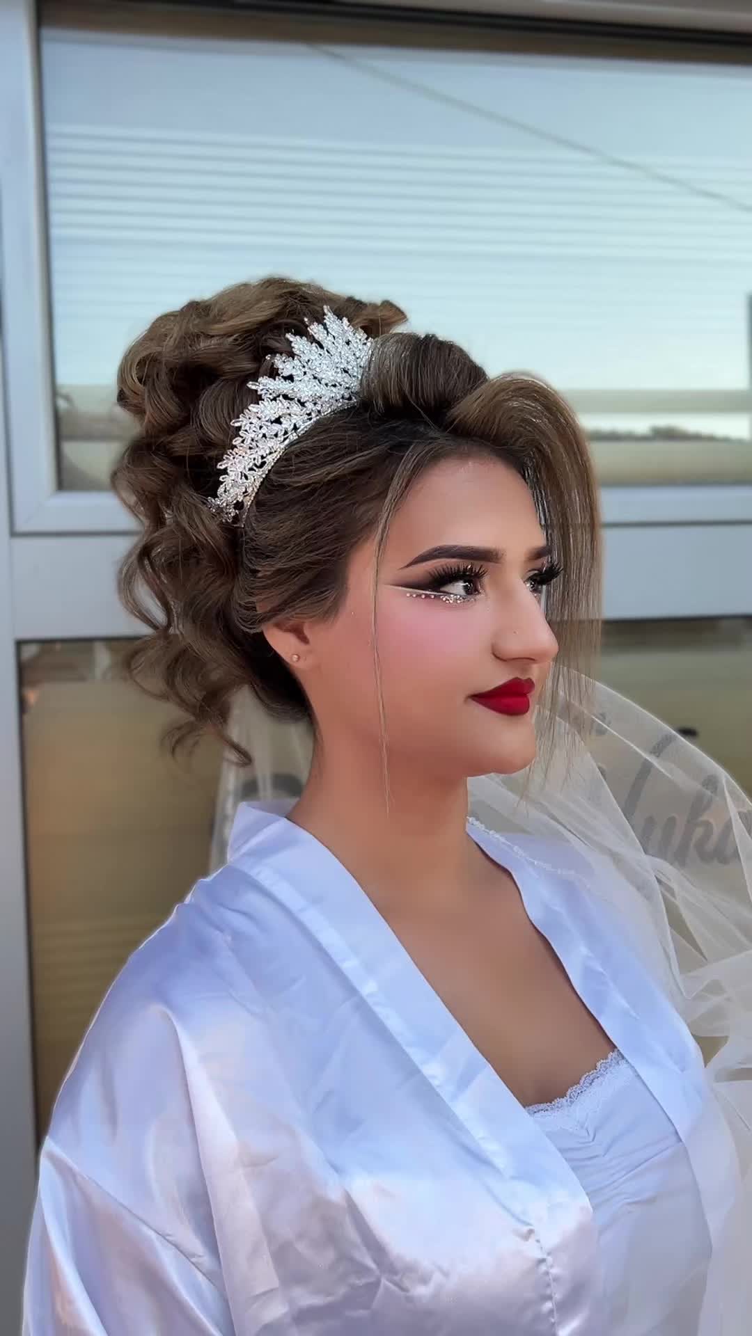 @Matianah_makeup_brows